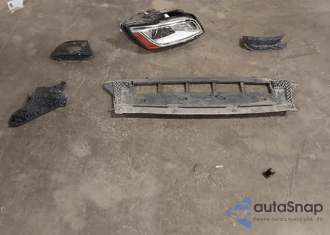 2016 Audi Q5 2.0T Premium z USA, uszkodzony, nr VIN WA1L2AFPXGA141965